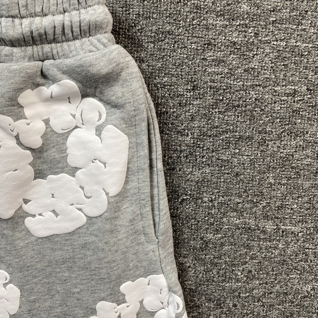 DENIM TEARS COTTON WREATH SHORTS GREY